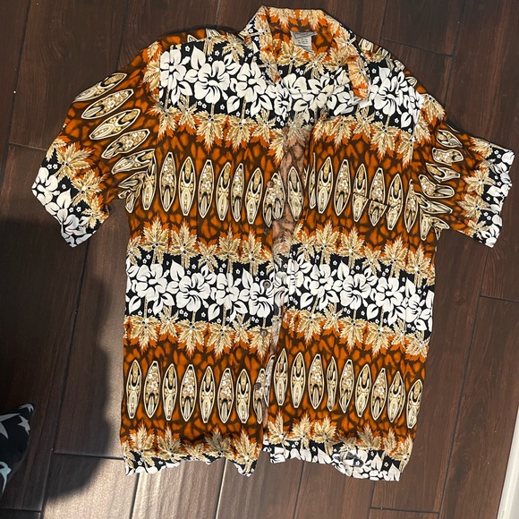 Vintage Aloha Hut Hawaiian Shirt Size L Short Sleeve Surfboard Print 100% Rayón - Picture 8 of 14